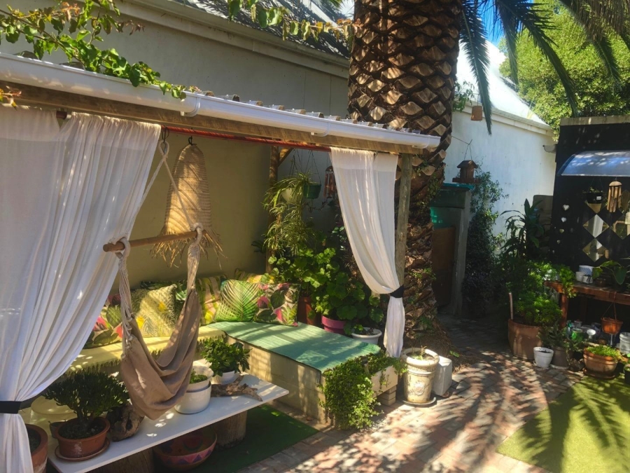 5 Bedroom Property for Sale in Hermanus Western Cape